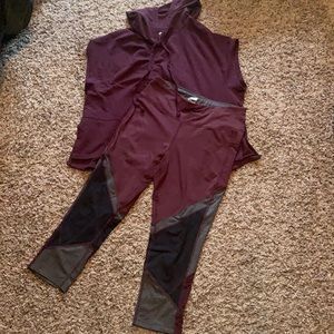 Avia Workout Set Size Medium (10-12)